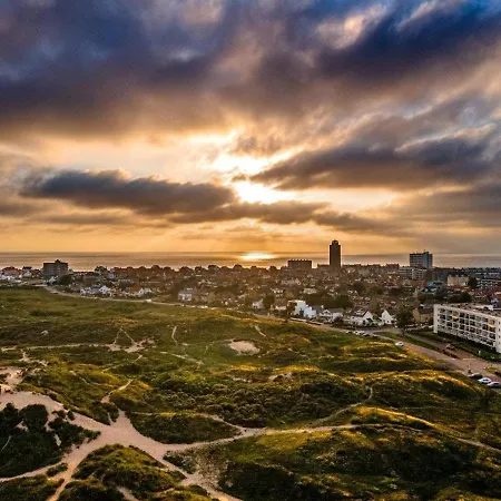 아파트 De Kokkel Free Parking 잔드보르트